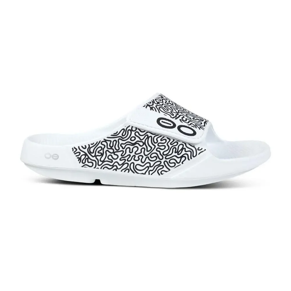 UNISEX OOAHH SPORT FLEX LIMITED SLIDE SANDAL (WHITE LABYRINTH)